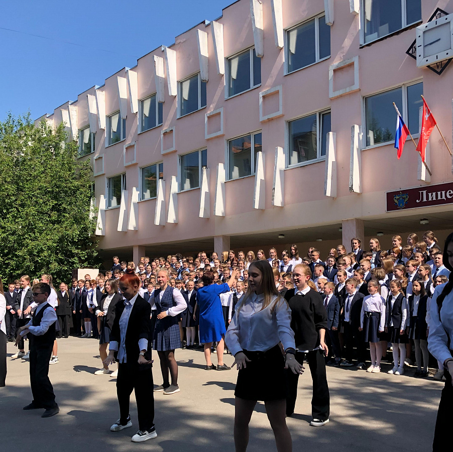 19 мая школьник  нашего лицея участвуют в хоровом флешмобе